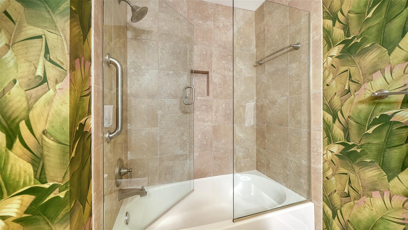 Image 20 of 48 For 9630 Club South Circle 6309