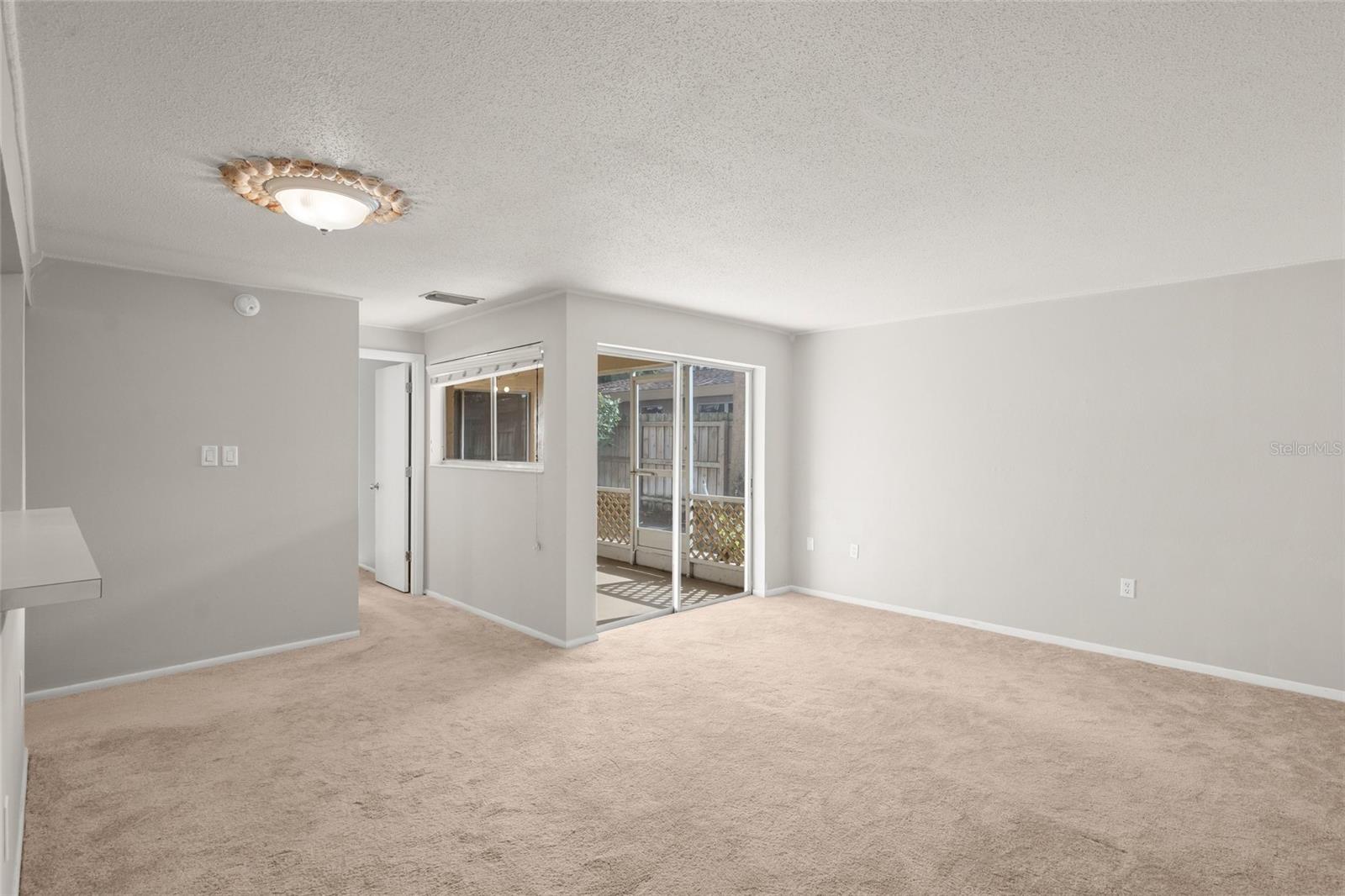 Image 12 of 33 For 2121 Wood Street A103