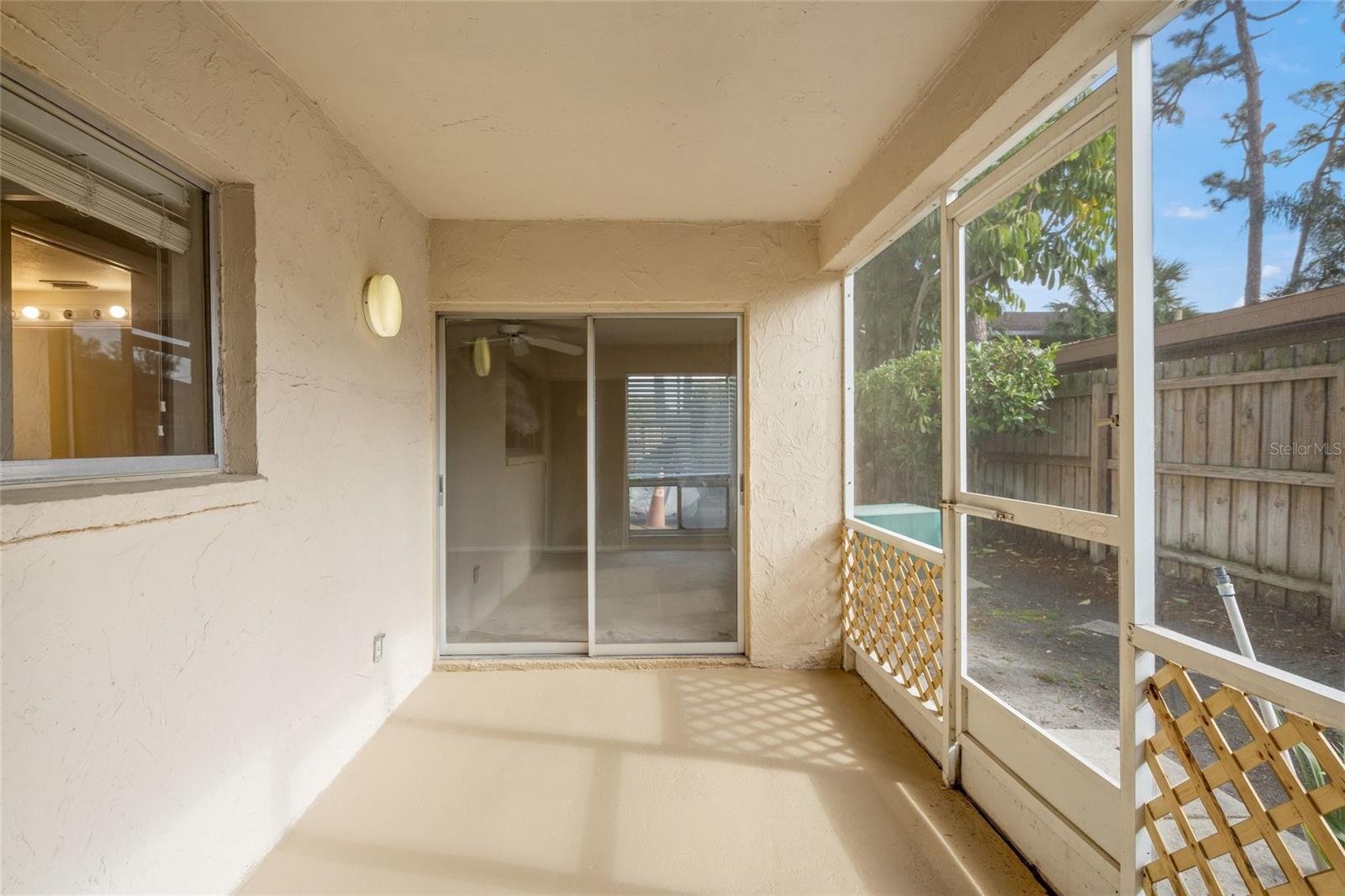 Image 23 of 33 For 2121 Wood Street A103