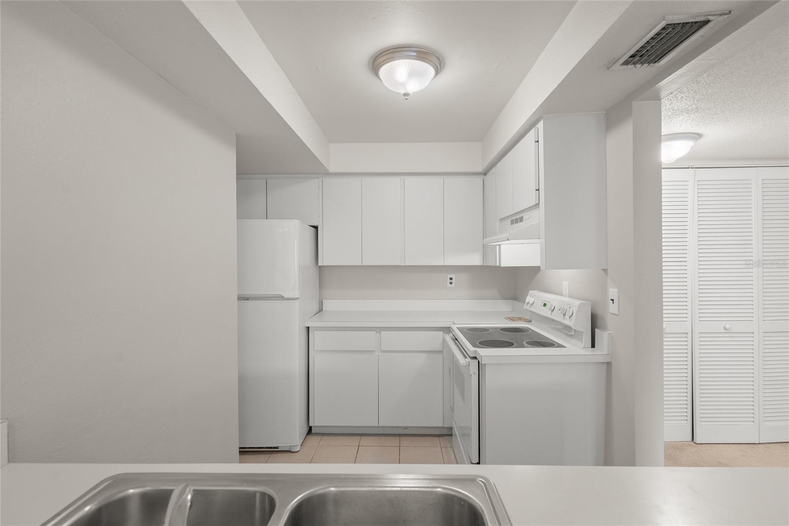 Image 7 of 33 For 2121 Wood Street A103