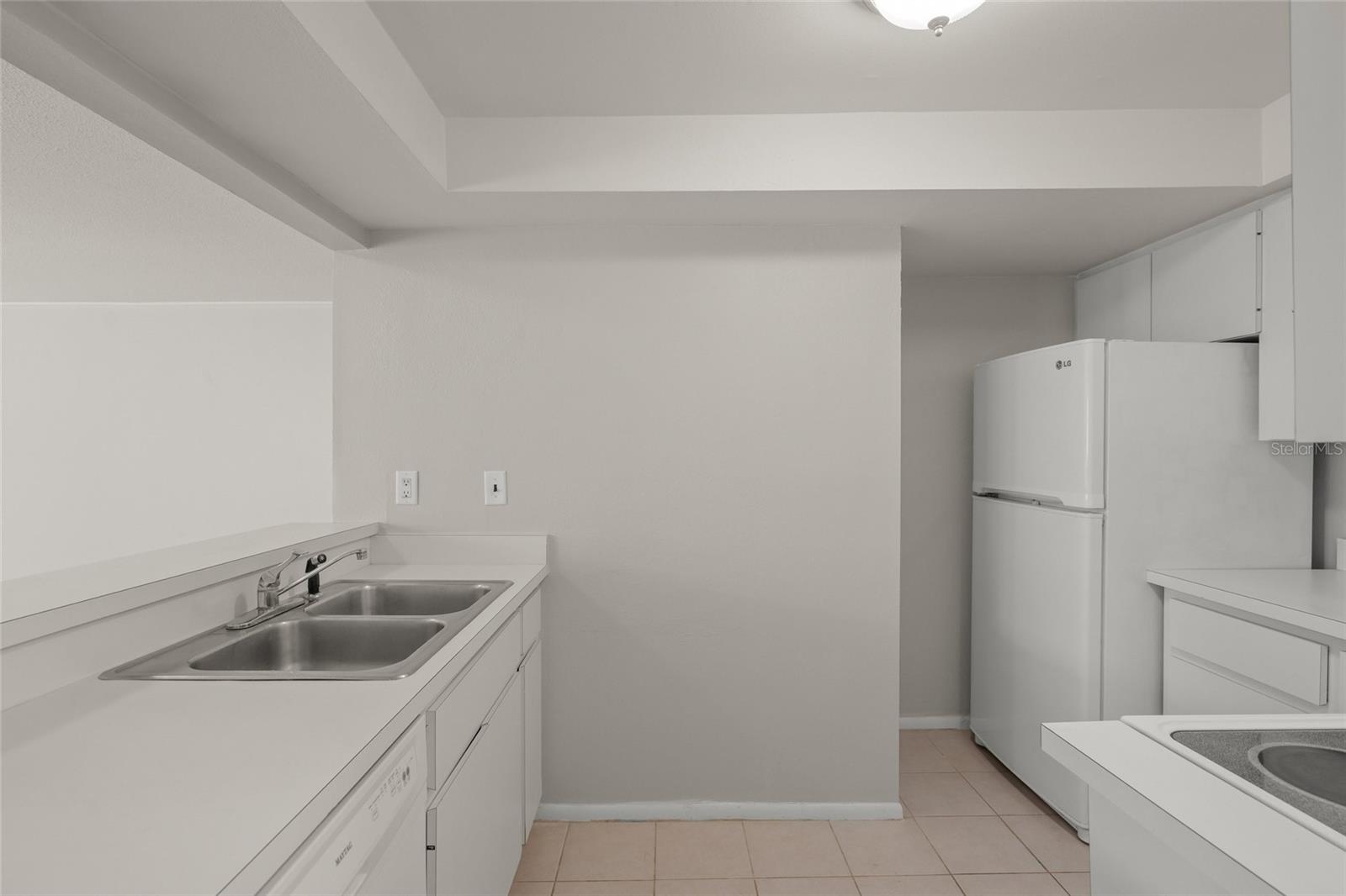 Image 8 of 33 For 2121 Wood Street A103