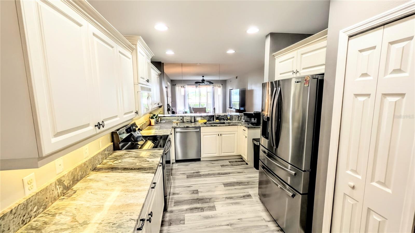 Image 8 of 53 For 5687 Key Largo Court 5687