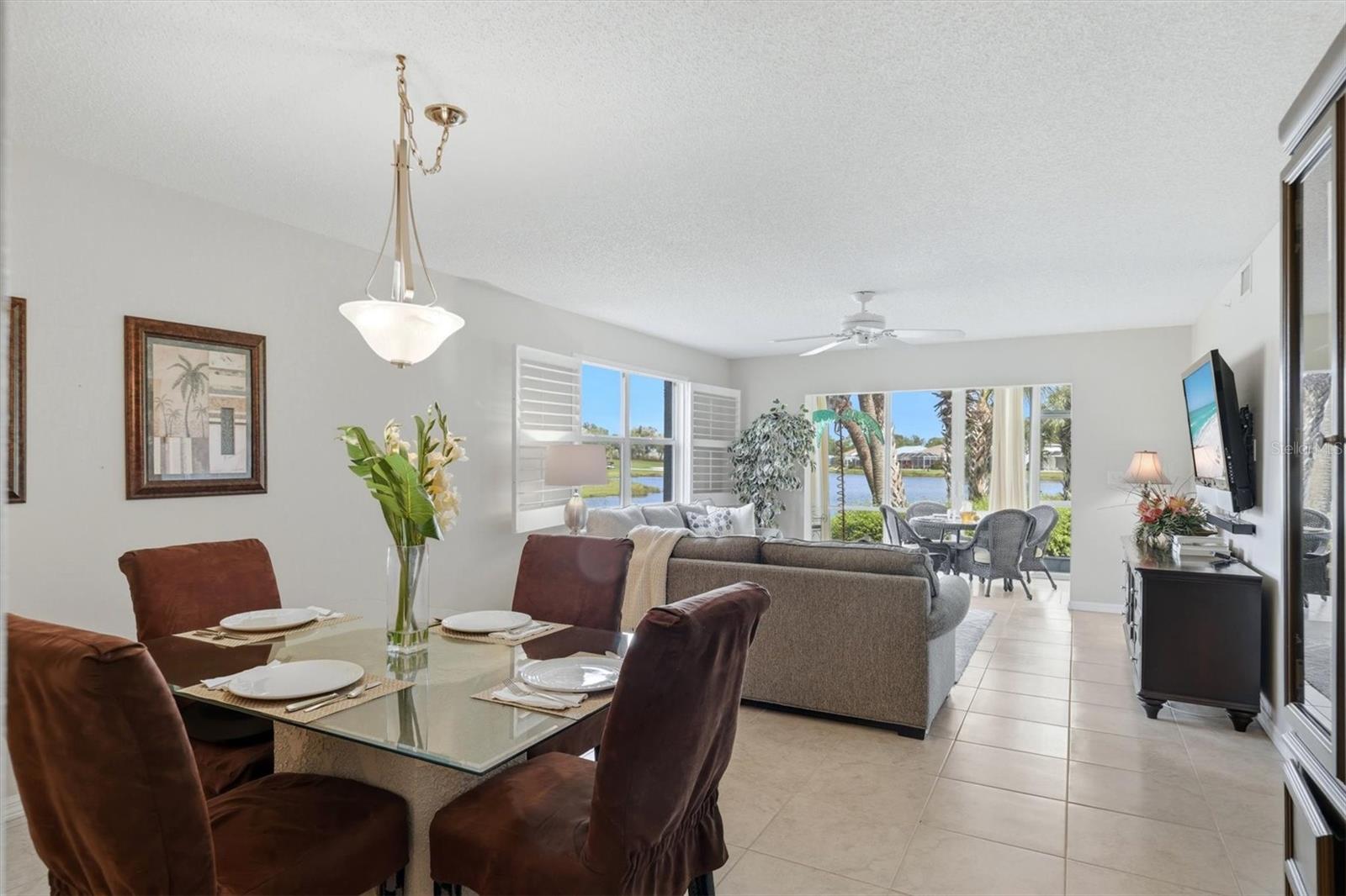 Image 19 of 51 For 9320 Clubside Circle 2108