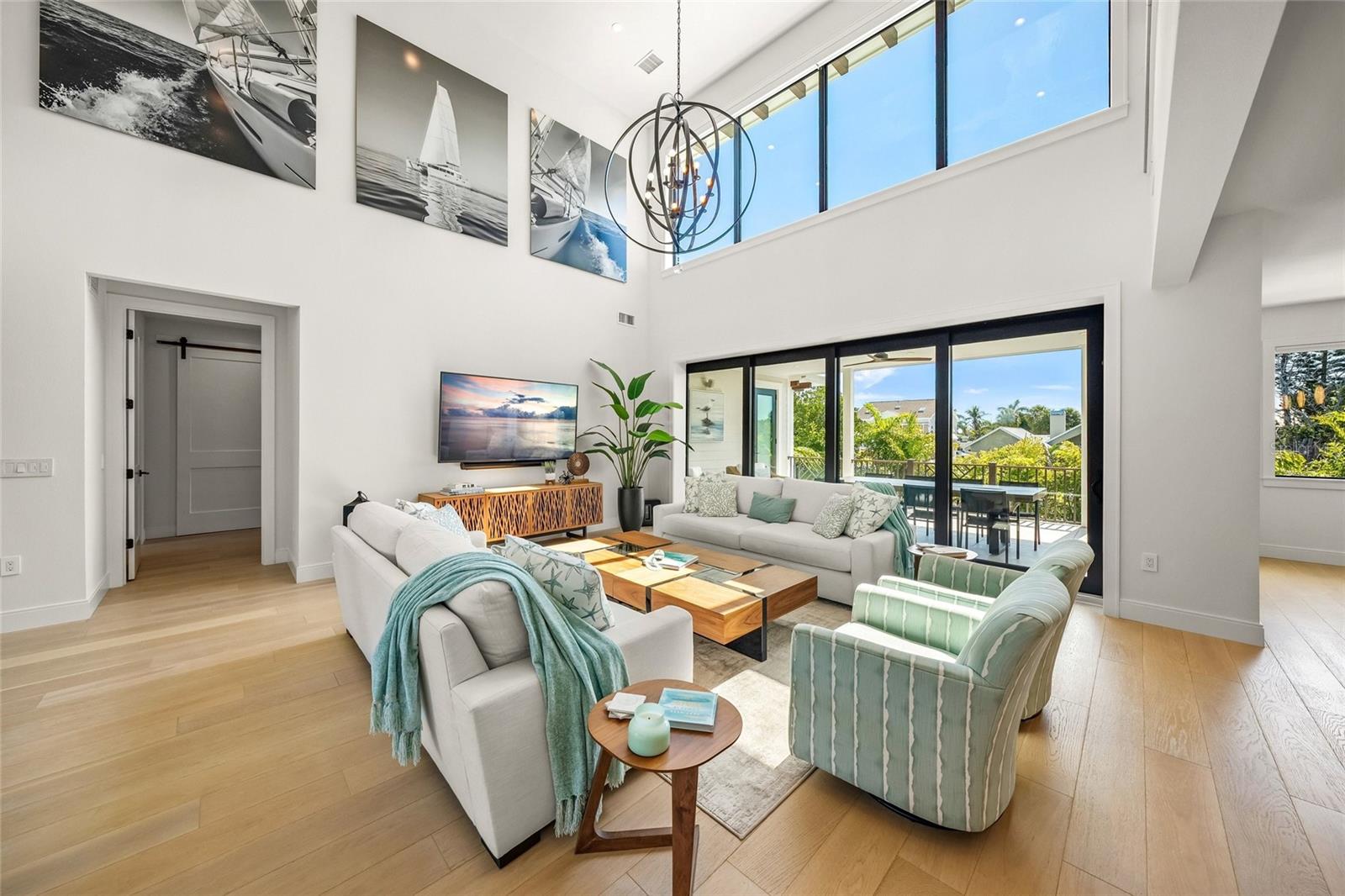 Image 13 of 85 For 209 Willow Avenue