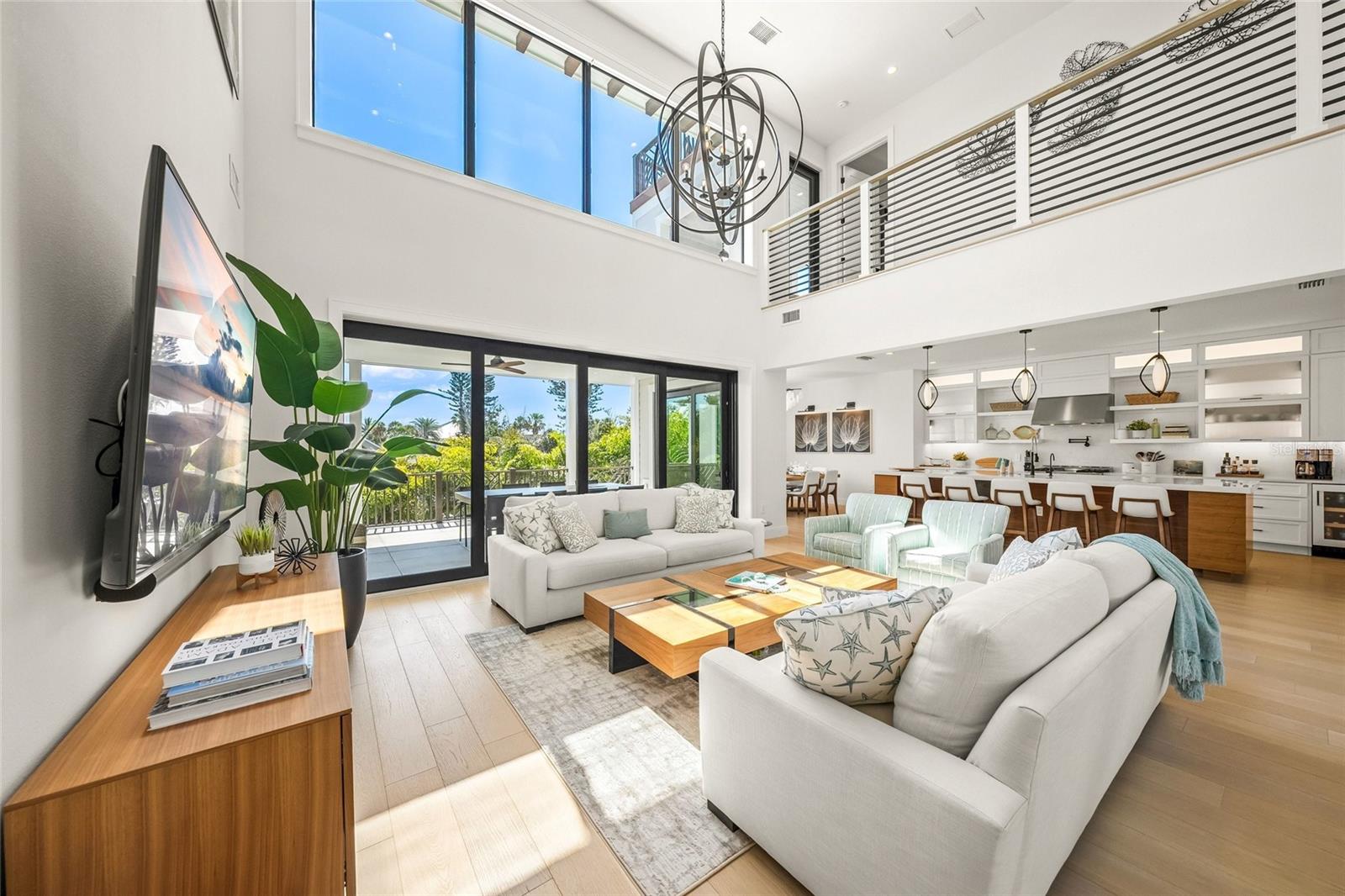 Image 14 of 85 For 209 Willow Avenue