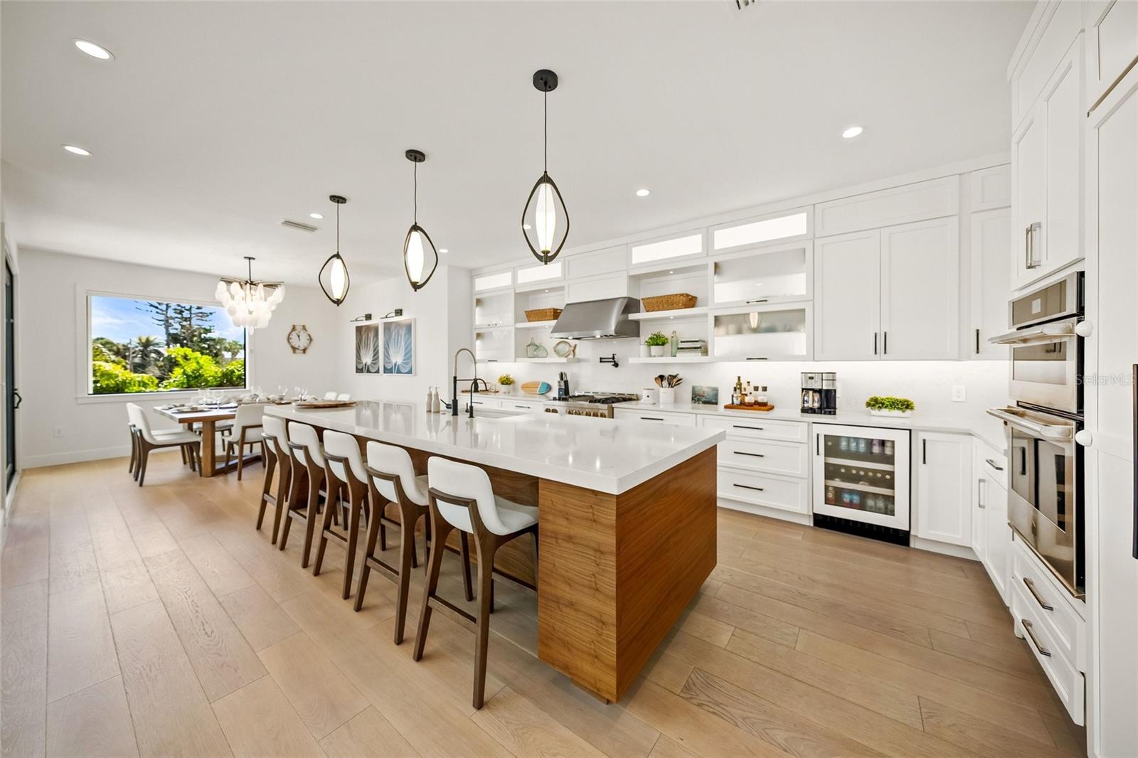 Image 18 of 85 For 209 Willow Avenue