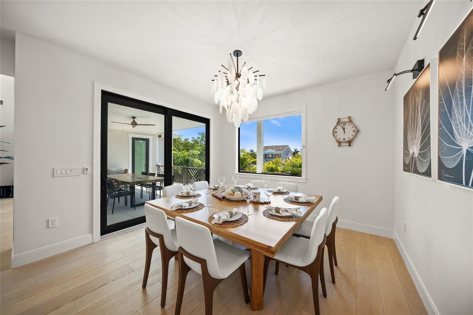 Image 21 of 85 For 209 Willow Avenue