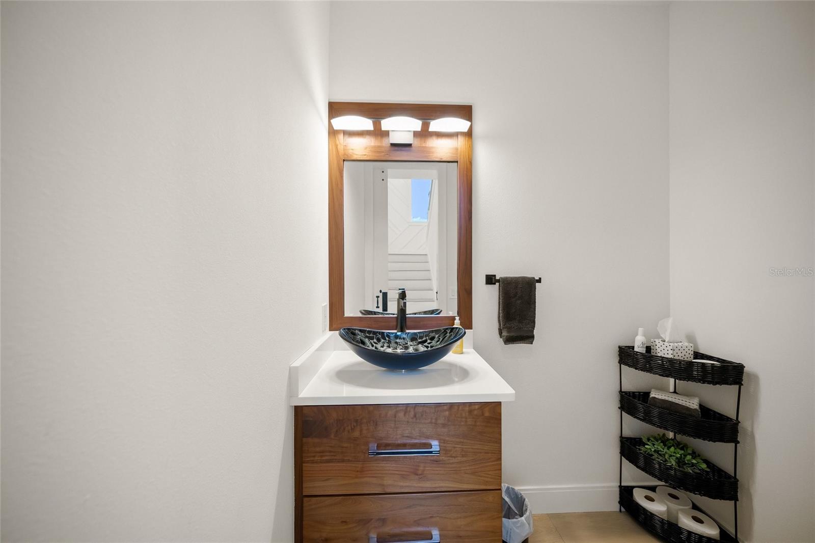 Image 23 of 85 For 209 Willow Avenue