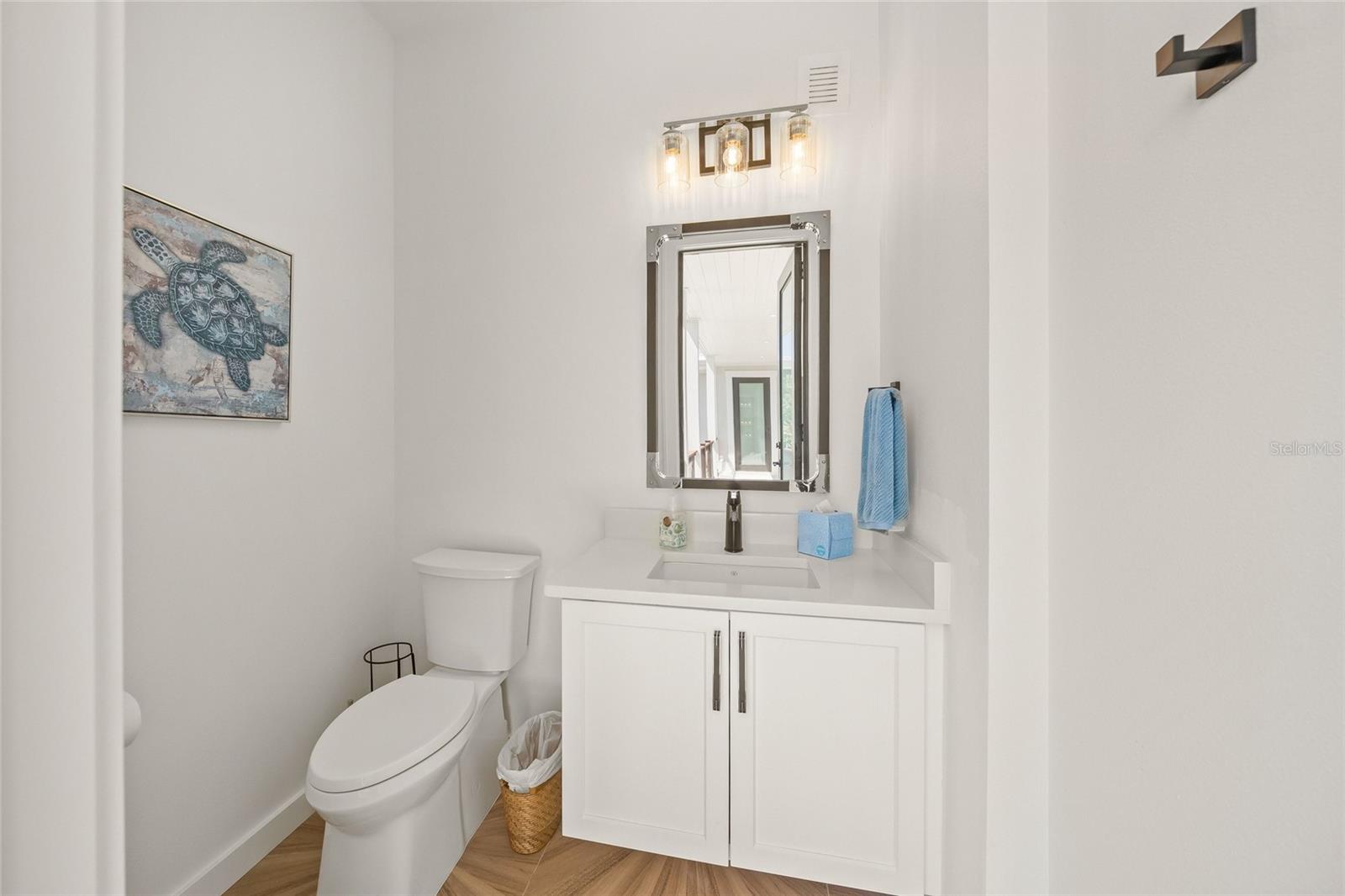 Image 54 of 85 For 209 Willow Avenue