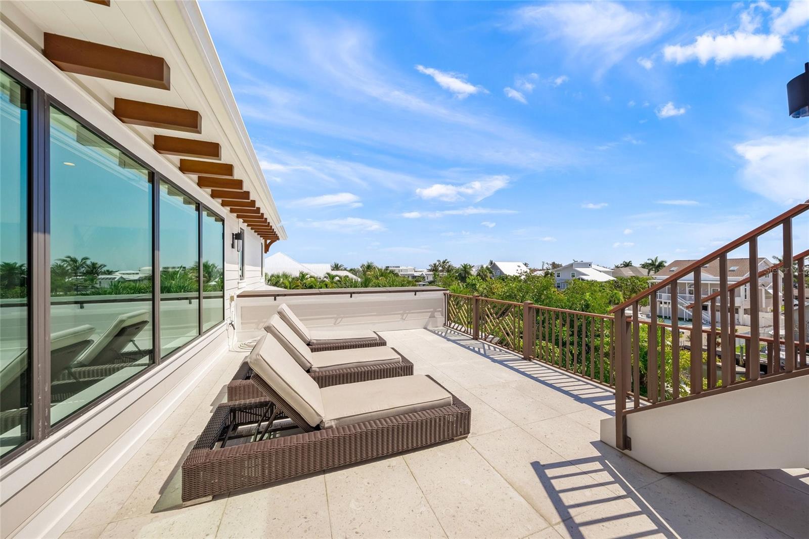 Image 55 of 85 For 209 Willow Avenue