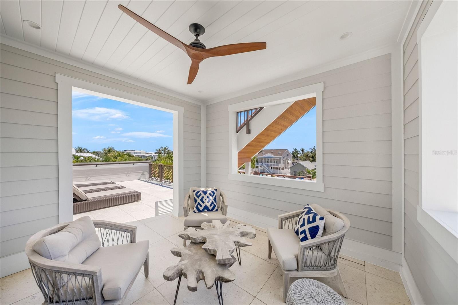 Image 56 of 85 For 209 Willow Avenue