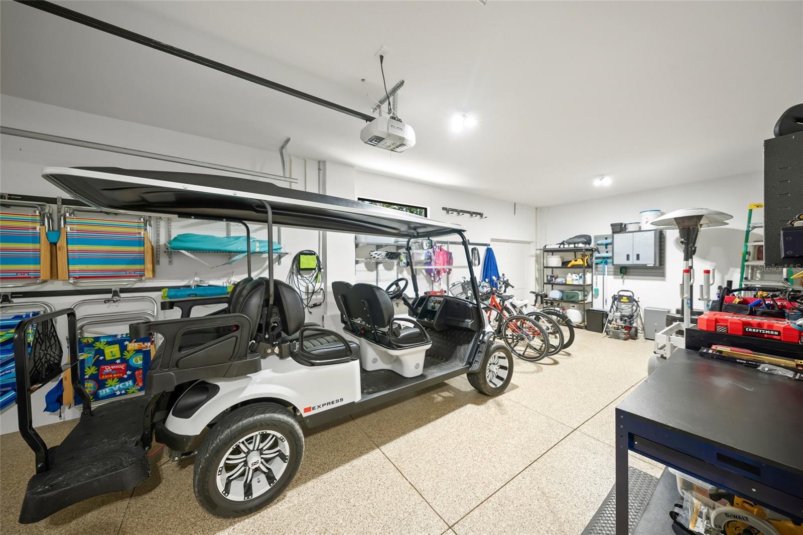 Image 61 of 85 For 209 Willow Avenue