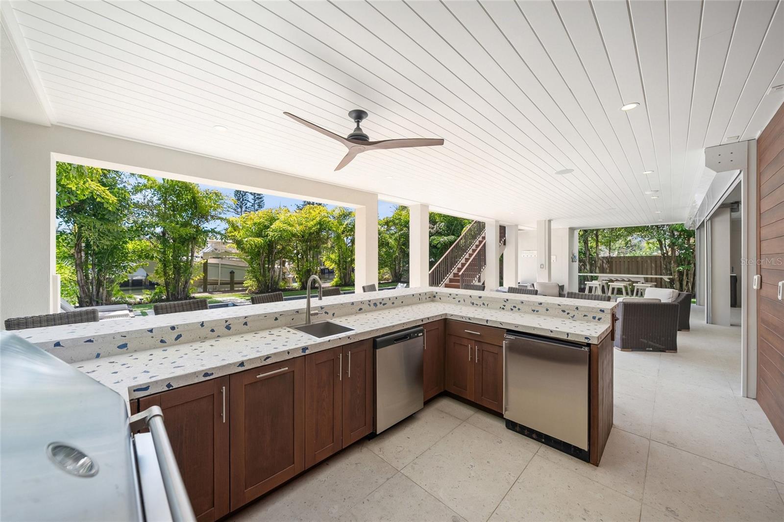 Image 67 of 85 For 209 Willow Avenue