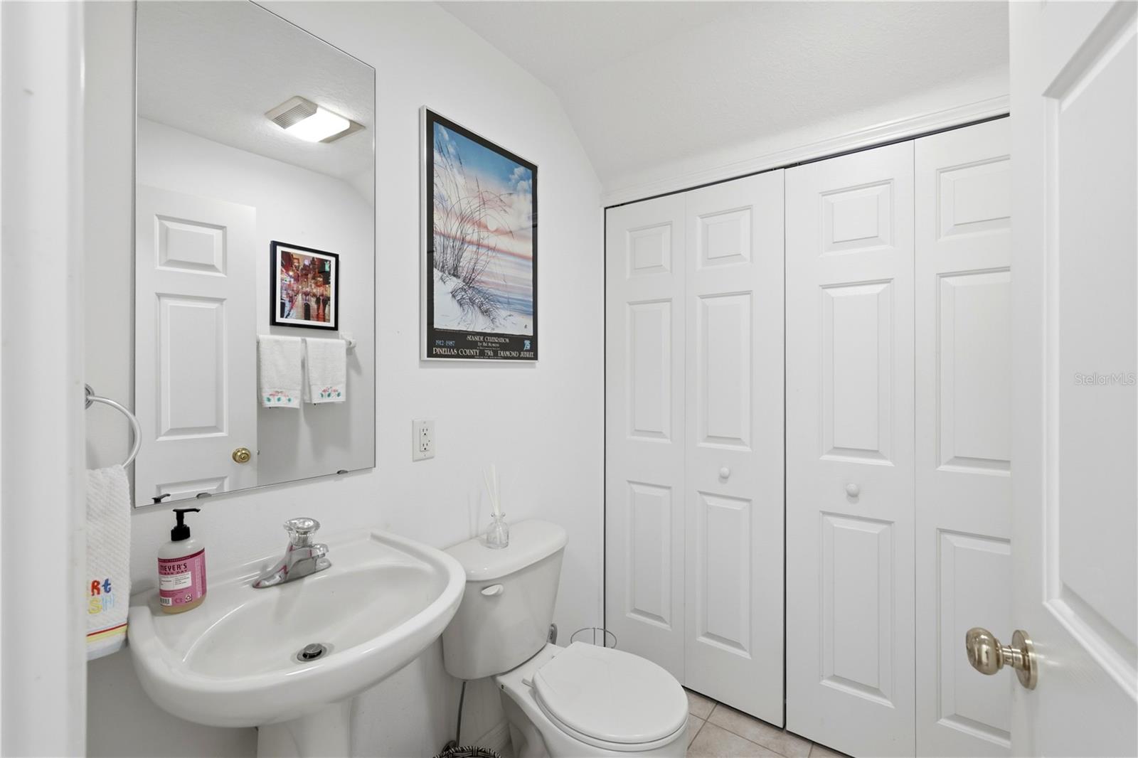 Image 15 of 44 For 3871 Mariner Drive