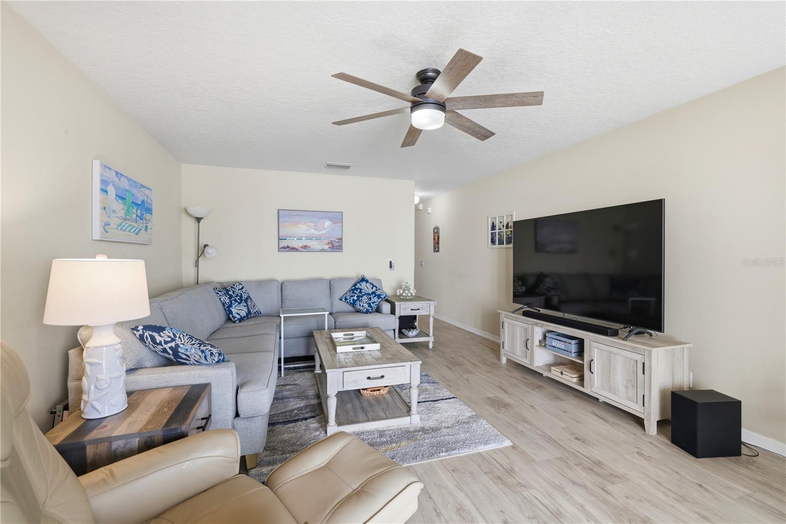 Image 19 of 44 For 3871 Mariner Drive