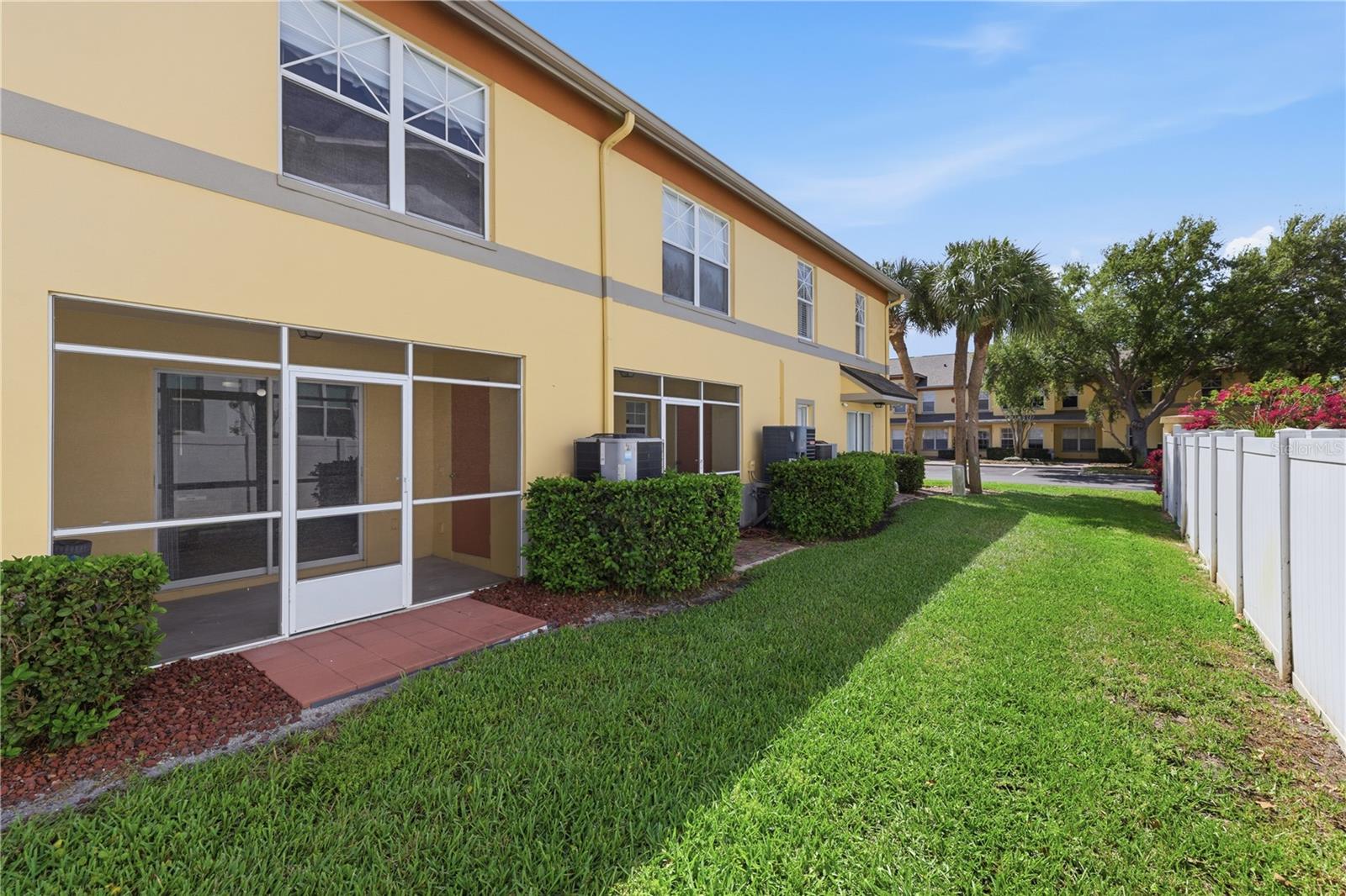 Image 22 of 44 For 3871 Mariner Drive