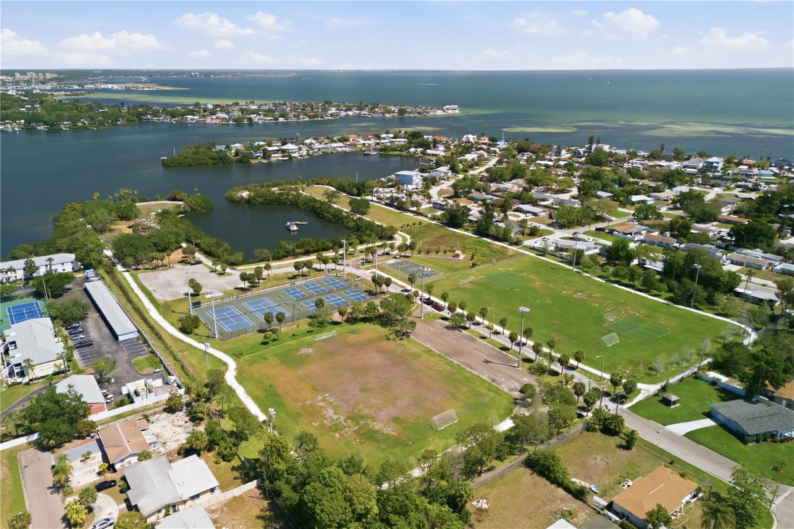 Image 41 of 44 For 3871 Mariner Drive