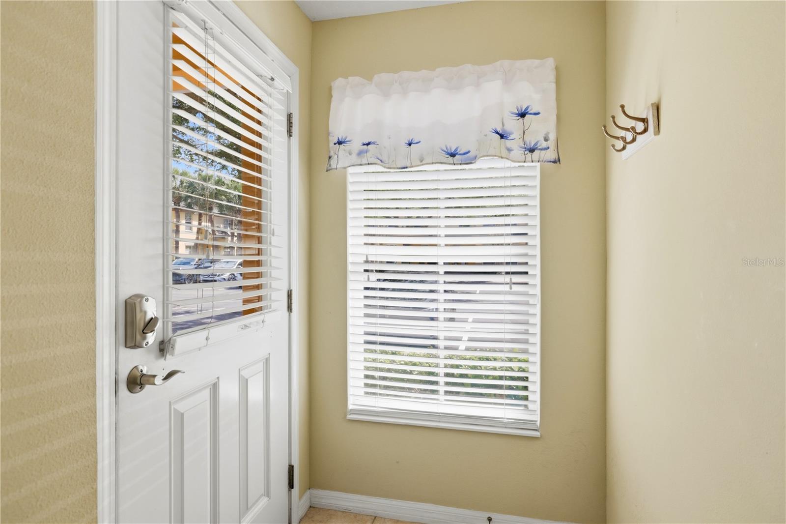 Image 7 of 44 For 3871 Mariner Drive