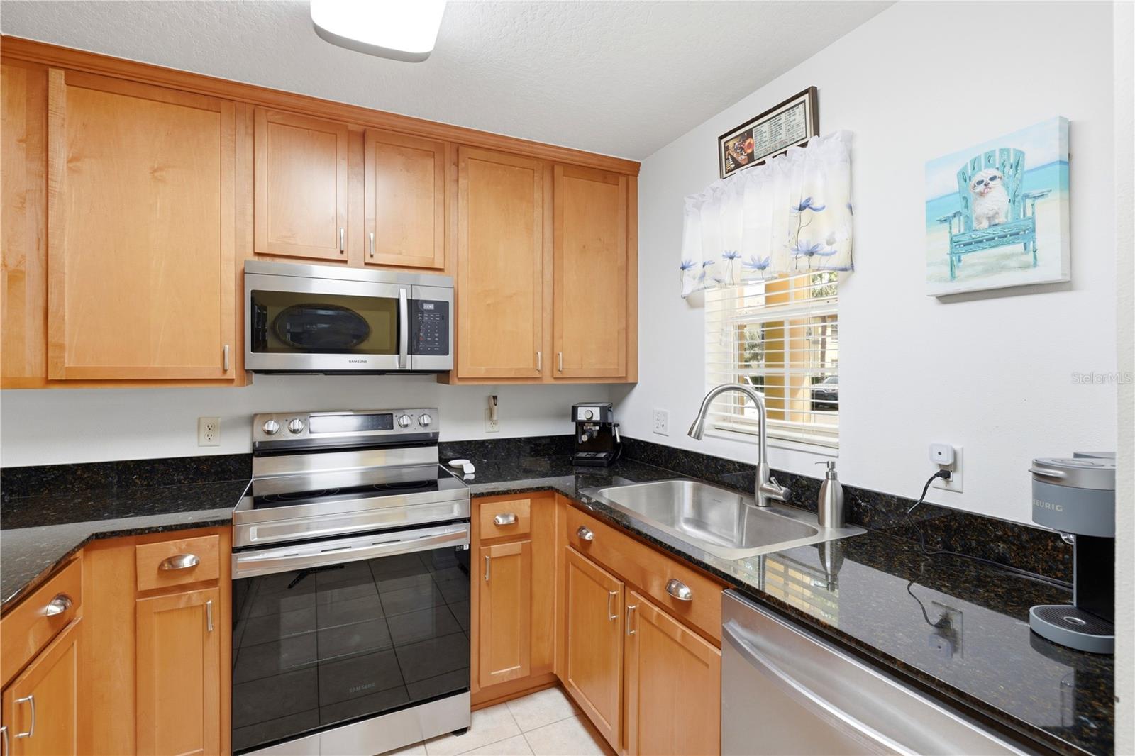 Image 8 of 44 For 3871 Mariner Drive