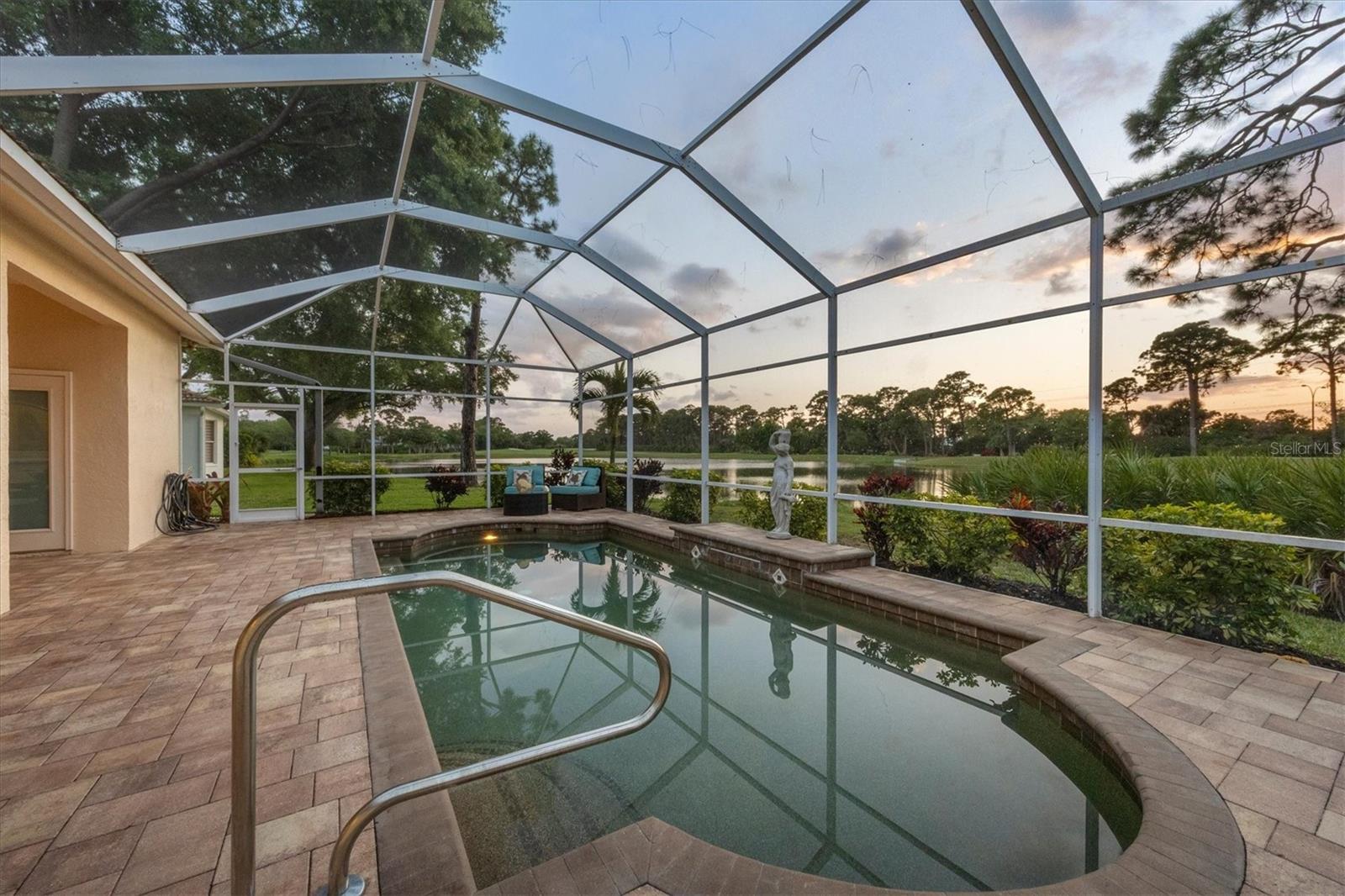 Image 49 of 89 For 8786 Merion Avenue