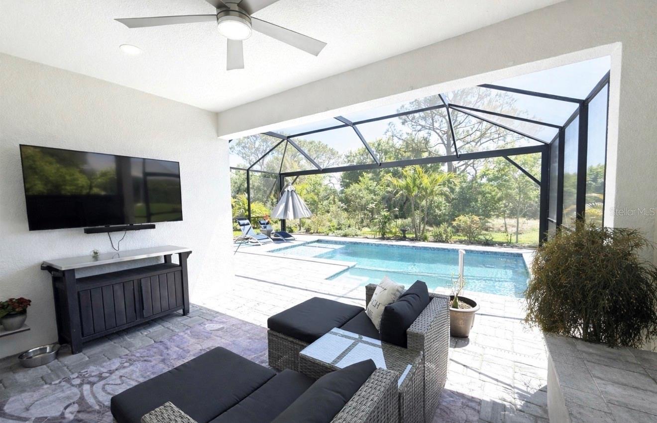 Image 6 of 47 For 1055 Waterline Court