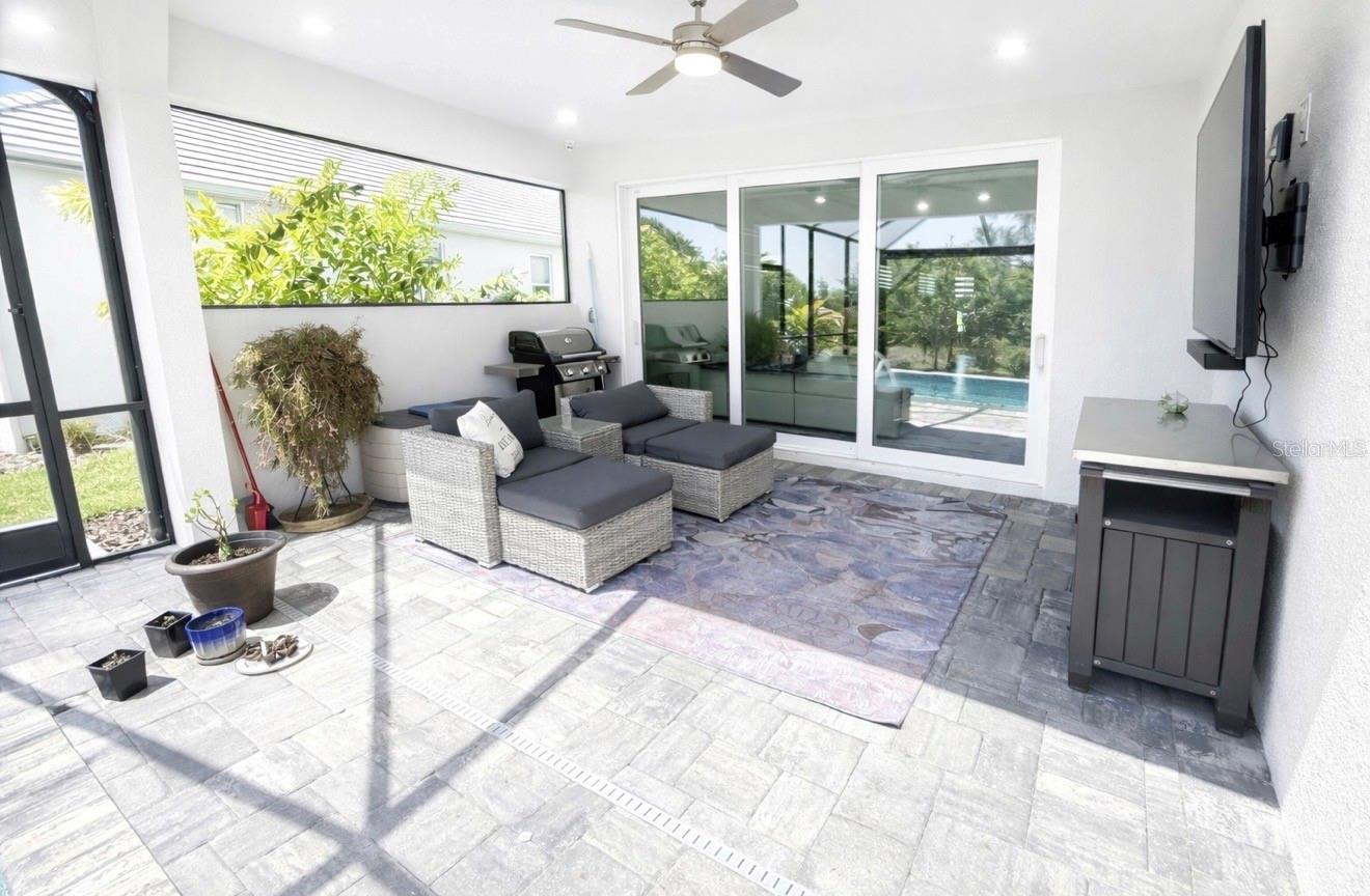 Image 7 of 47 For 1055 Waterline Court