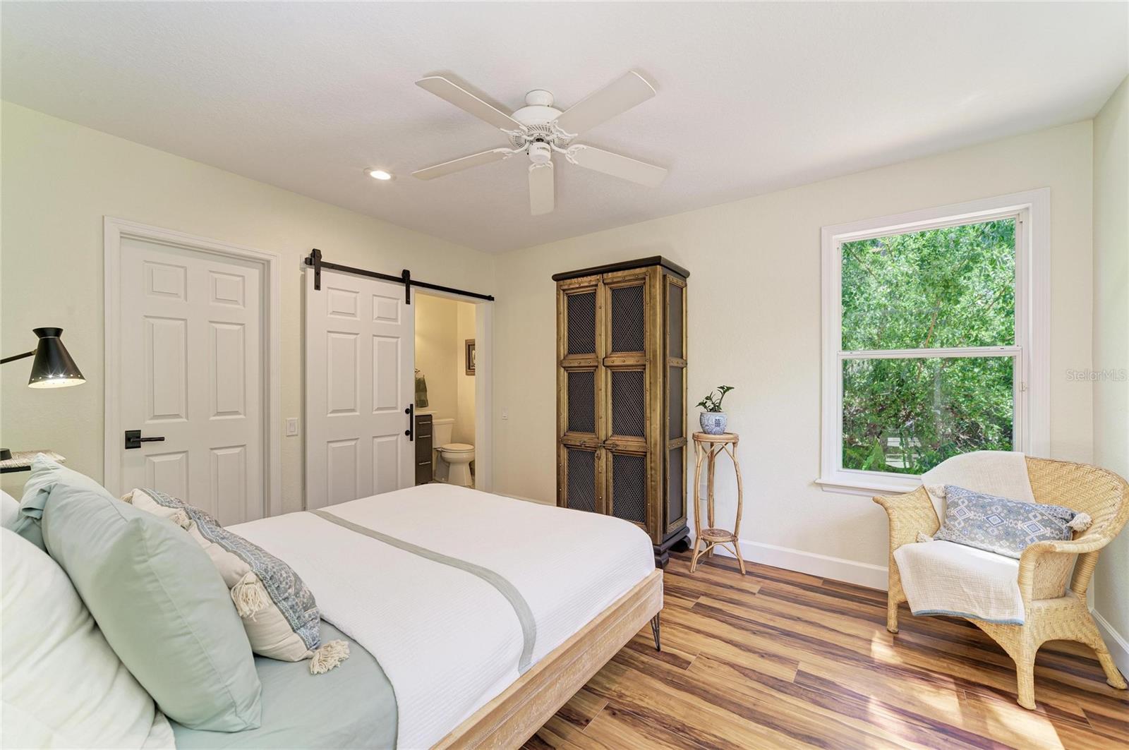 Image 40 of 77 For 3705 62nd Street E