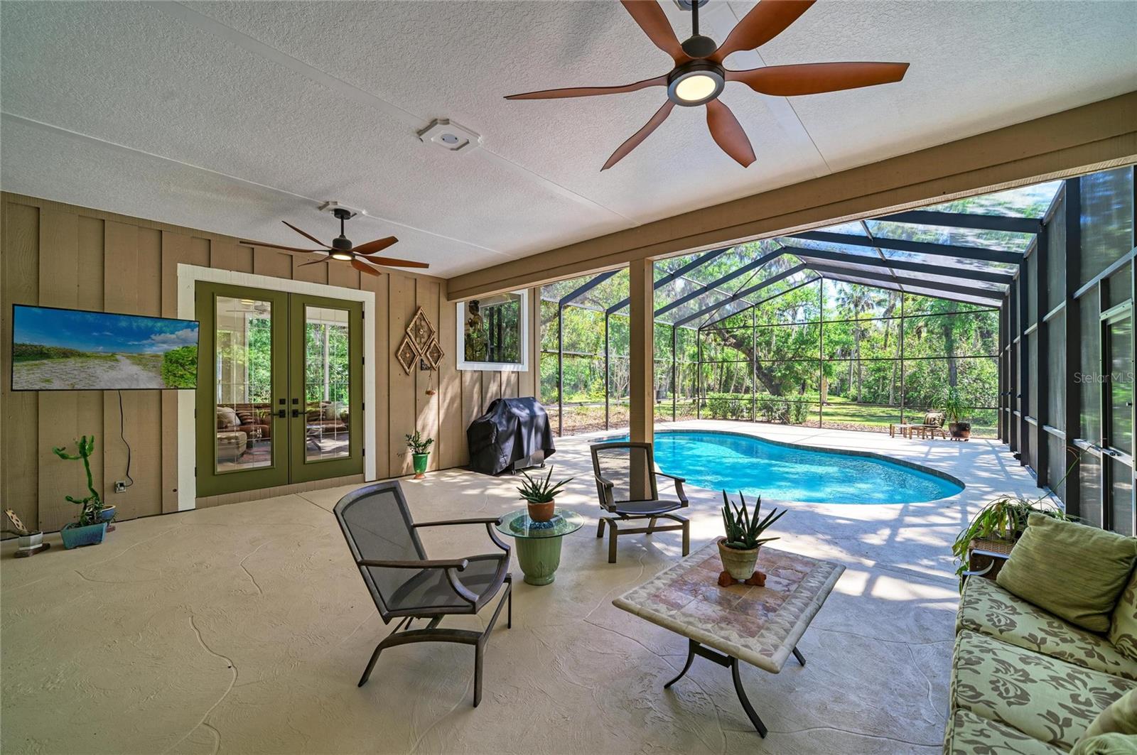 Image 58 of 77 For 3705 62nd Street E