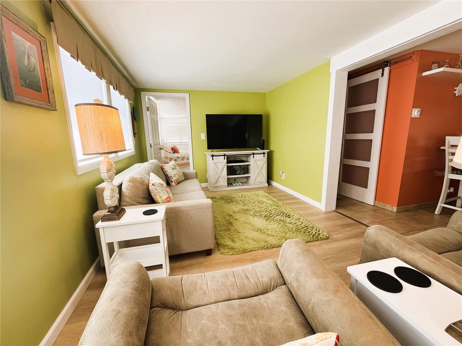 Image 17 of 66 For 2314 Pennsylvania Avenue