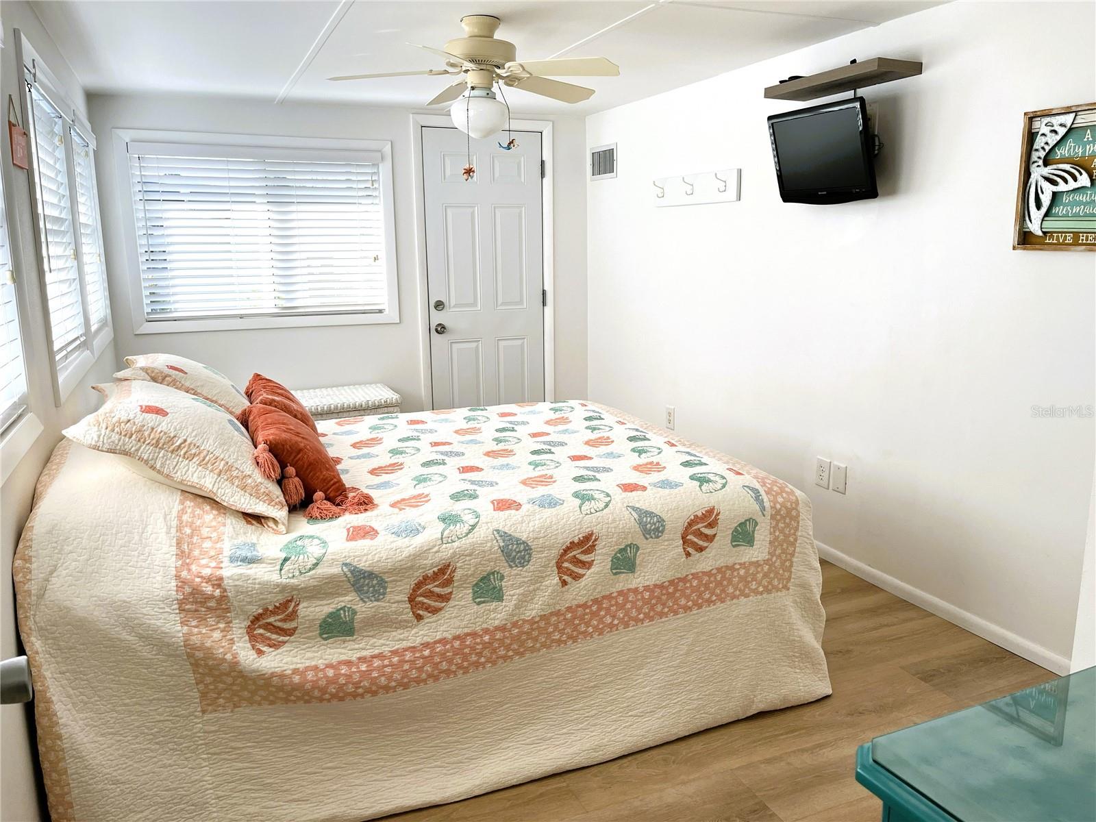 Image 28 of 66 For 2314 Pennsylvania Avenue