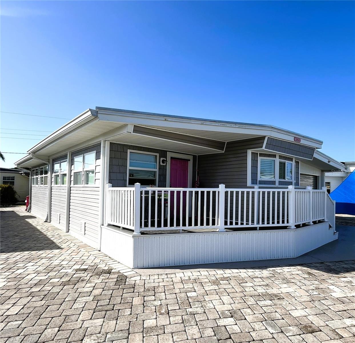 Image 4 of 66 For 2314 Pennsylvania Avenue