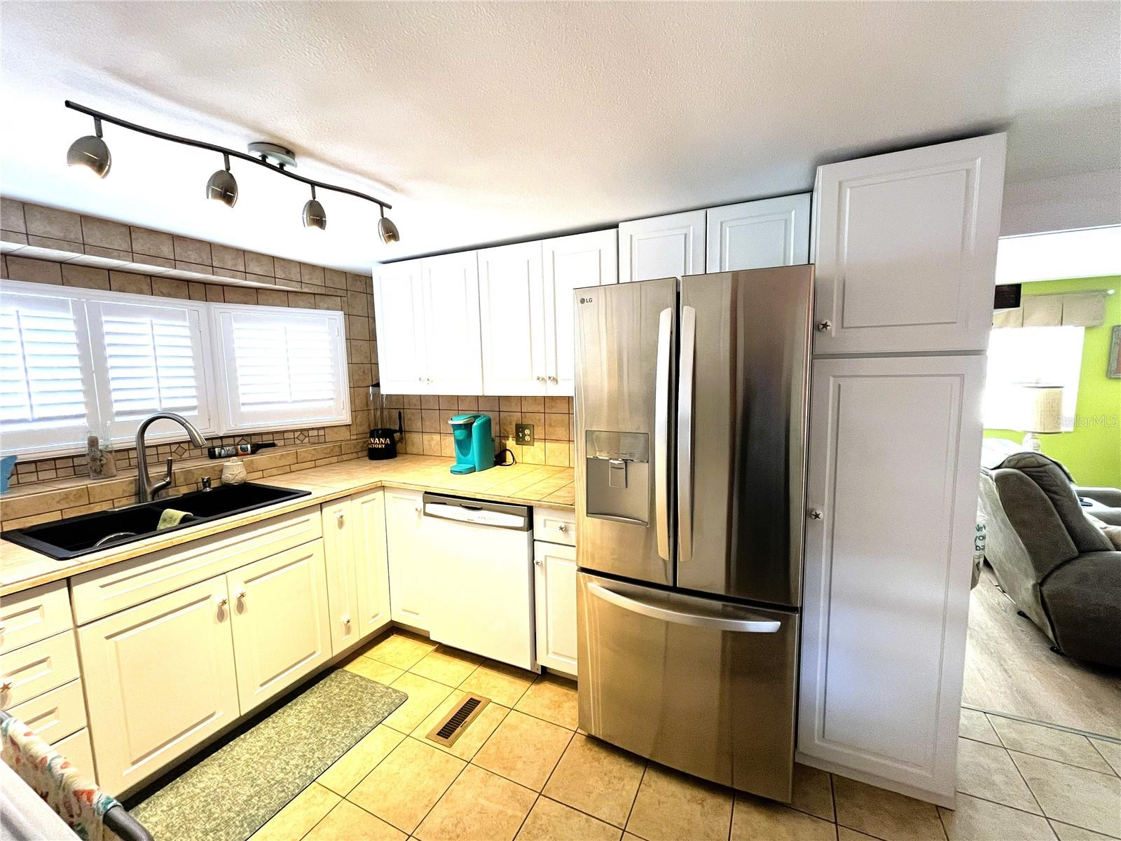 Image 6 of 66 For 2314 Pennsylvania Avenue