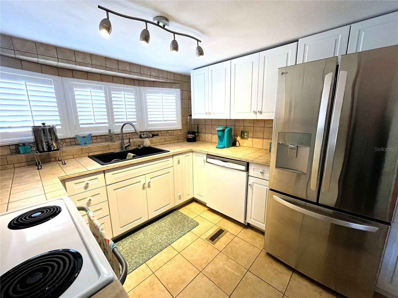 Image 8 of 66 For 2314 Pennsylvania Avenue