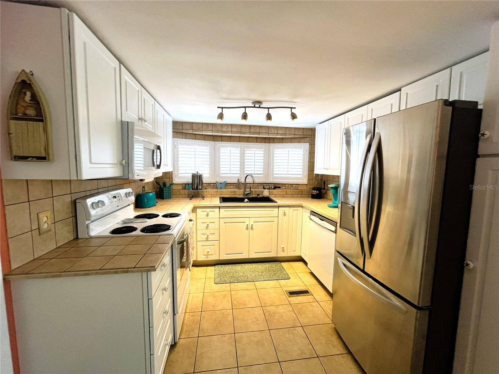 Image 9 of 66 For 2314 Pennsylvania Avenue