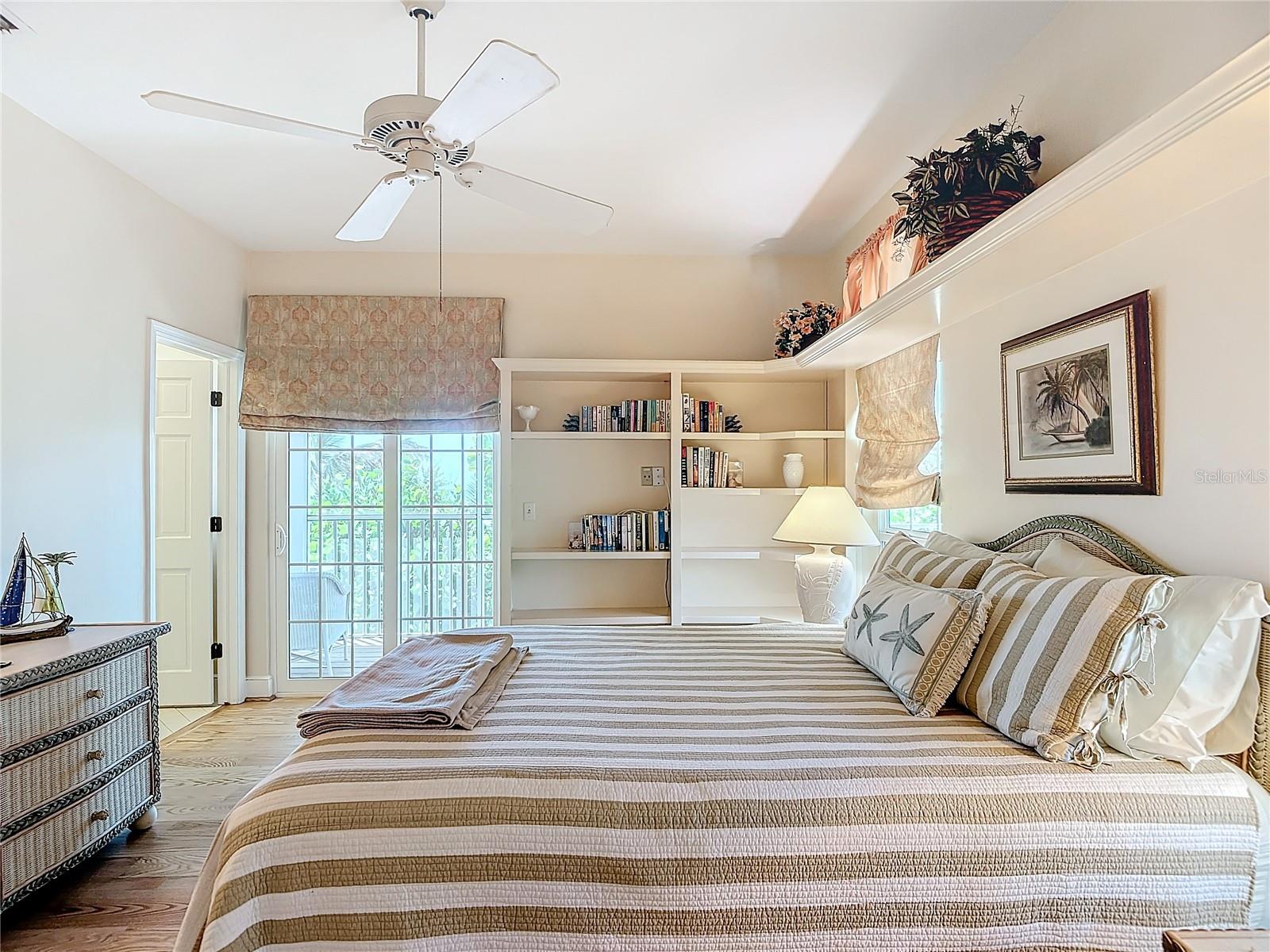 Image 27 of 47 For 6351 Sanibel Captiva Road