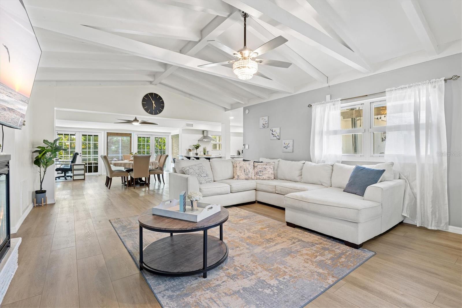 Image 14 of 64 For 214 Gaines Avenue