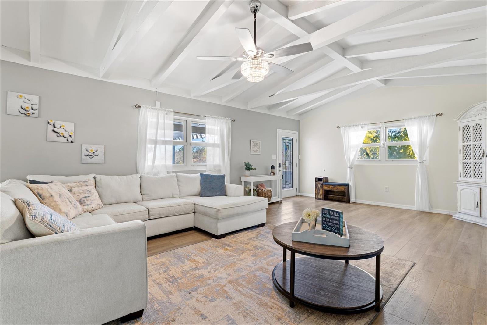 Image 16 of 64 For 214 Gaines Avenue