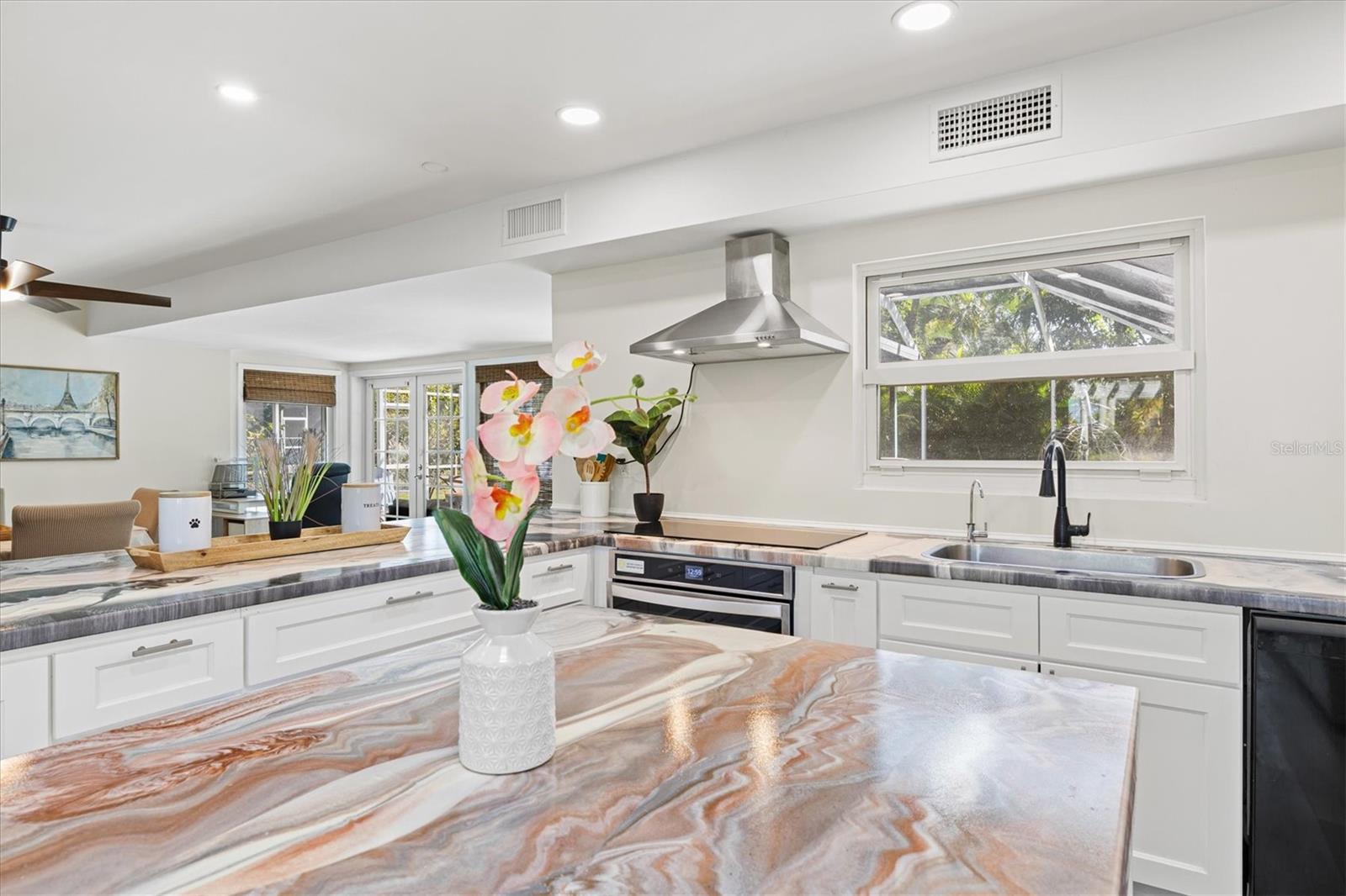 Image 27 of 64 For 214 Gaines Avenue