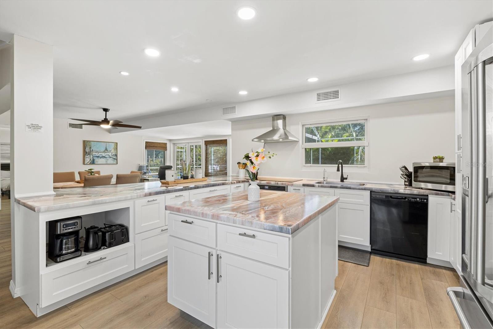 Image 28 of 64 For 214 Gaines Avenue