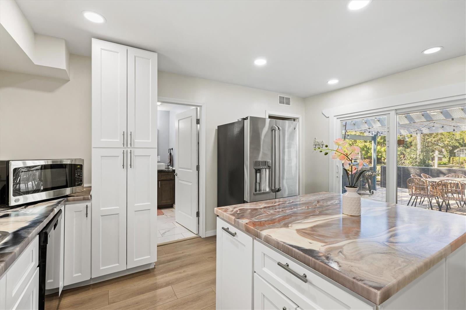 Image 30 of 64 For 214 Gaines Avenue