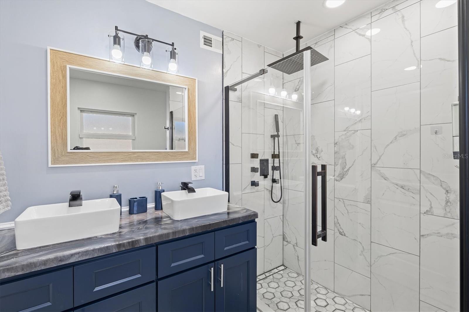 Image 34 of 64 For 214 Gaines Avenue