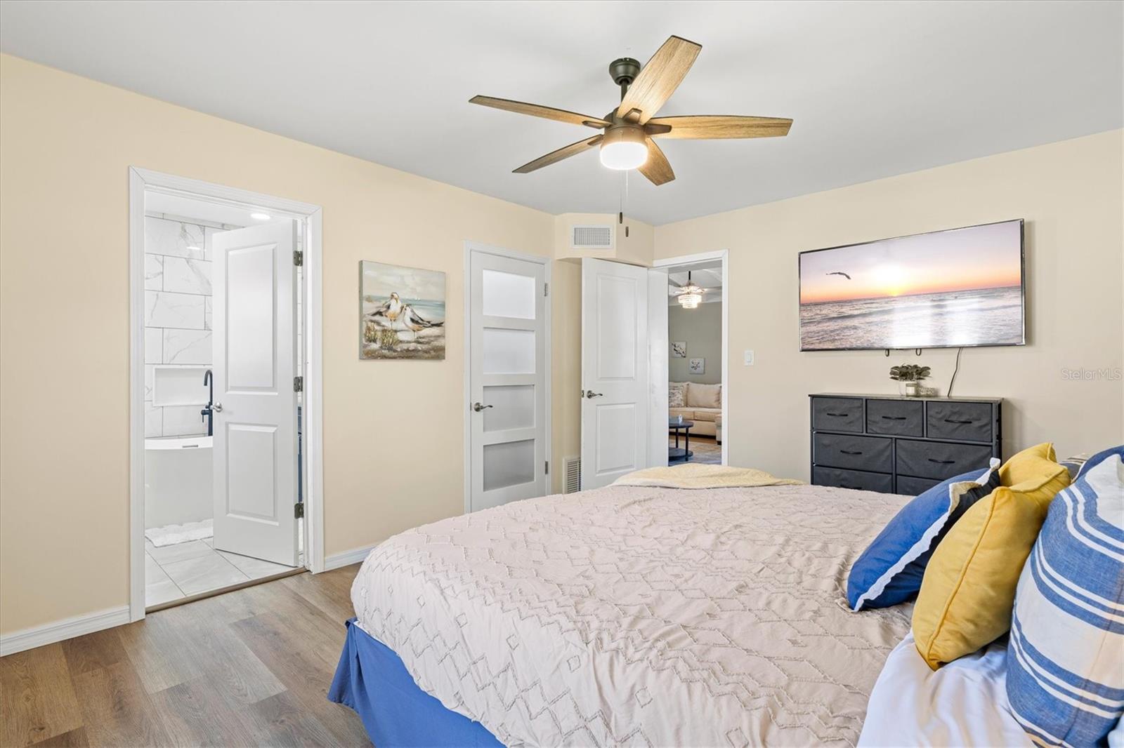 Image 38 of 64 For 214 Gaines Avenue