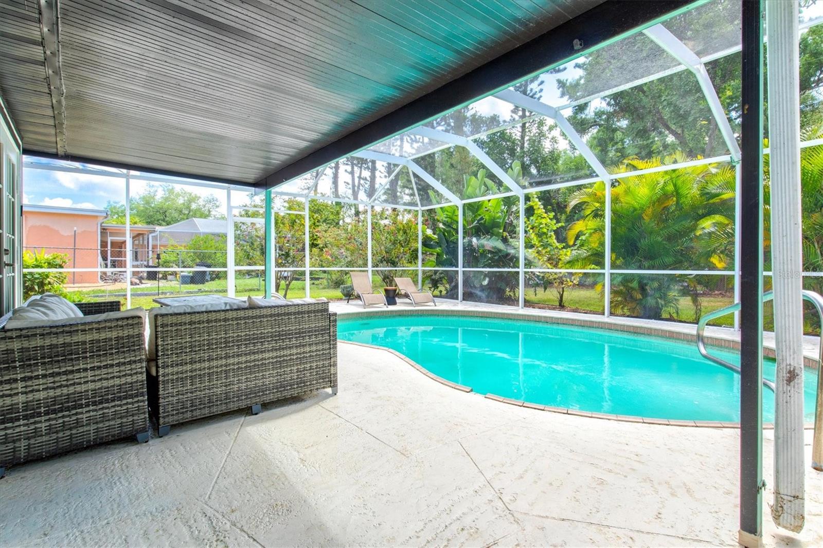 Image 47 of 64 For 214 Gaines Avenue