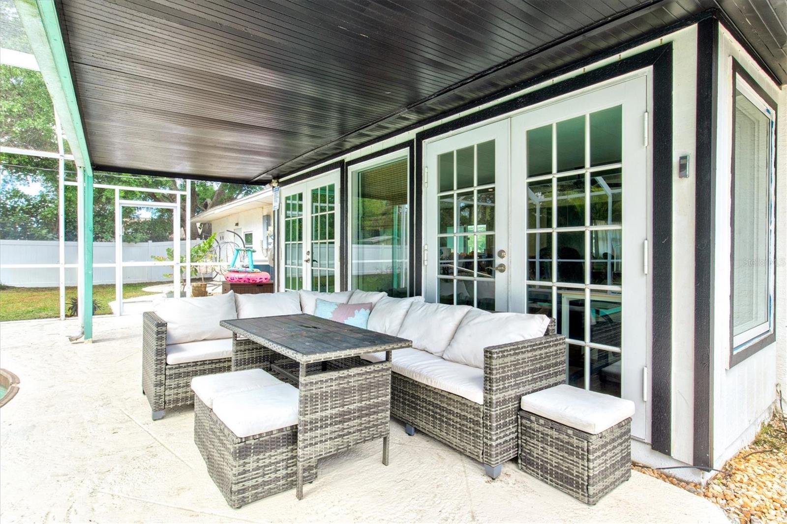 Image 49 of 64 For 214 Gaines Avenue