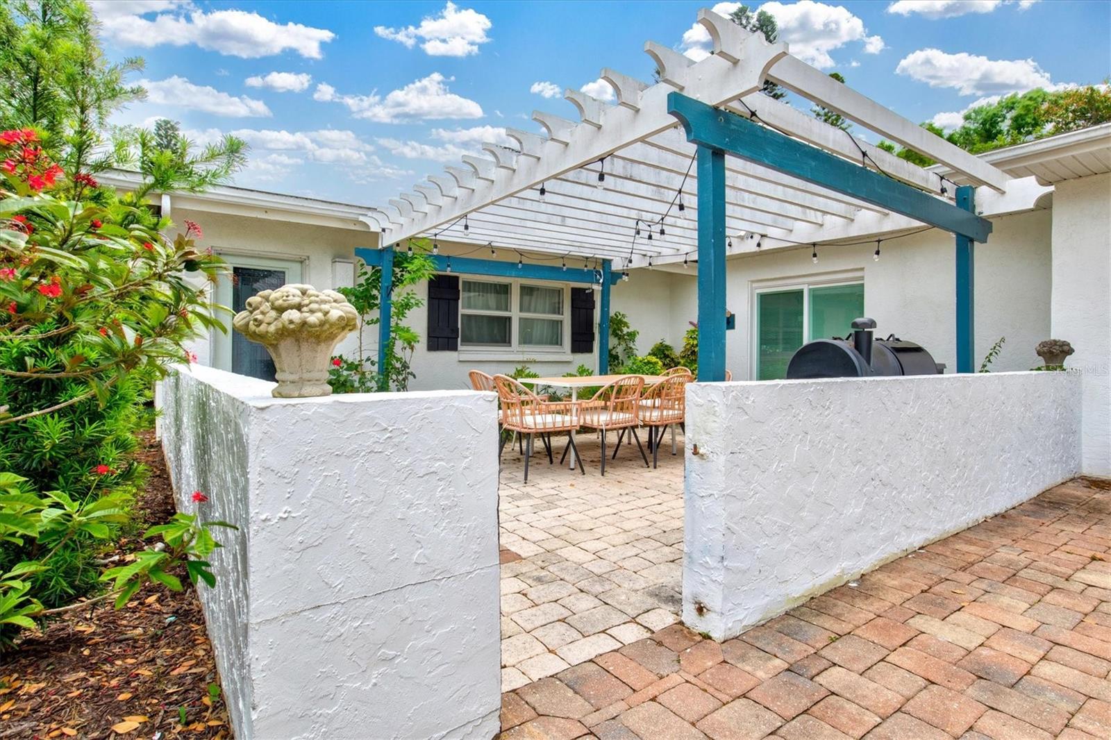 Image 5 of 64 For 214 Gaines Avenue