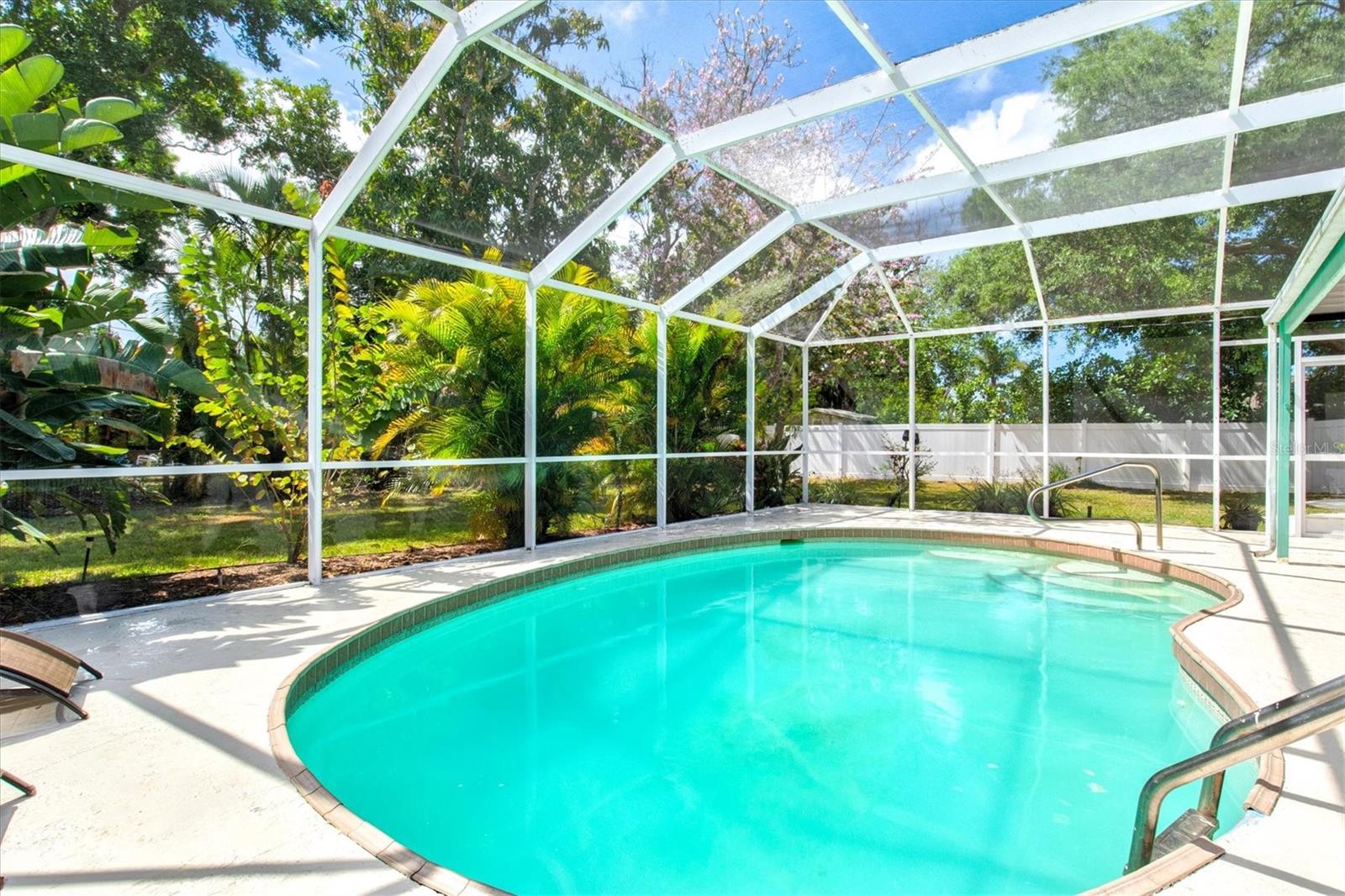 Image 53 of 64 For 214 Gaines Avenue