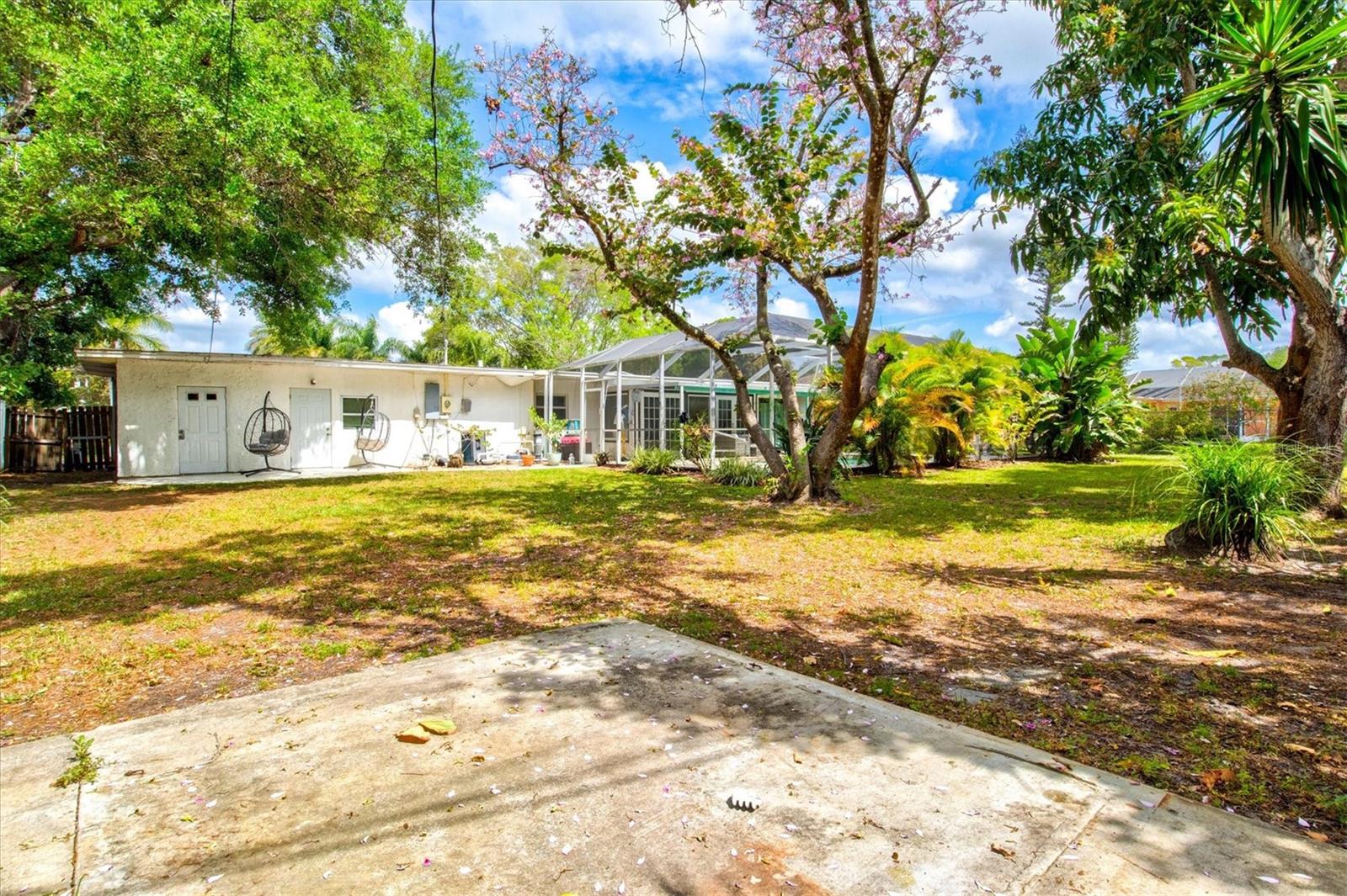 Image 56 of 64 For 214 Gaines Avenue