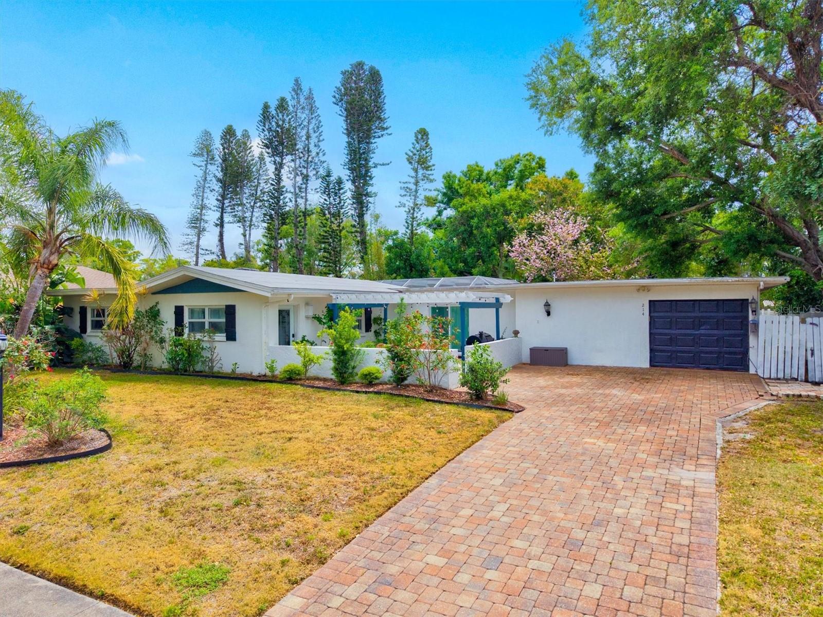 Image 63 of 64 For 214 Gaines Avenue