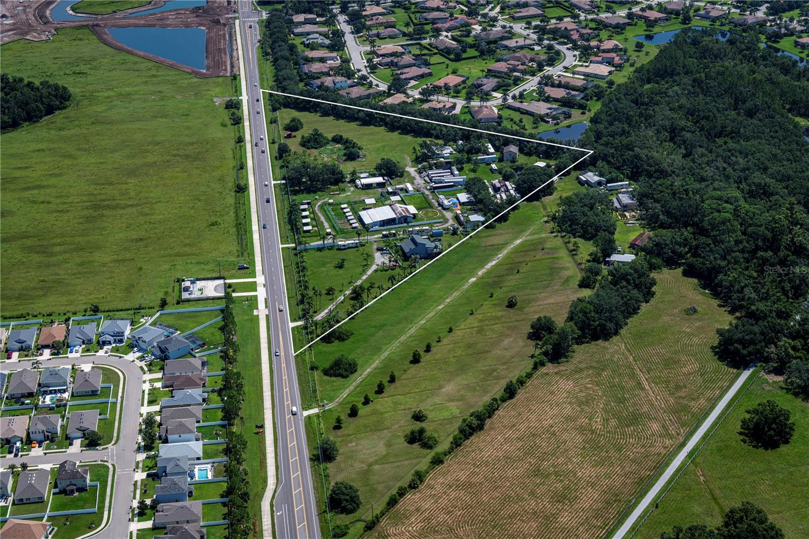 Image 2 of 6 For 211 Rye Road Ne