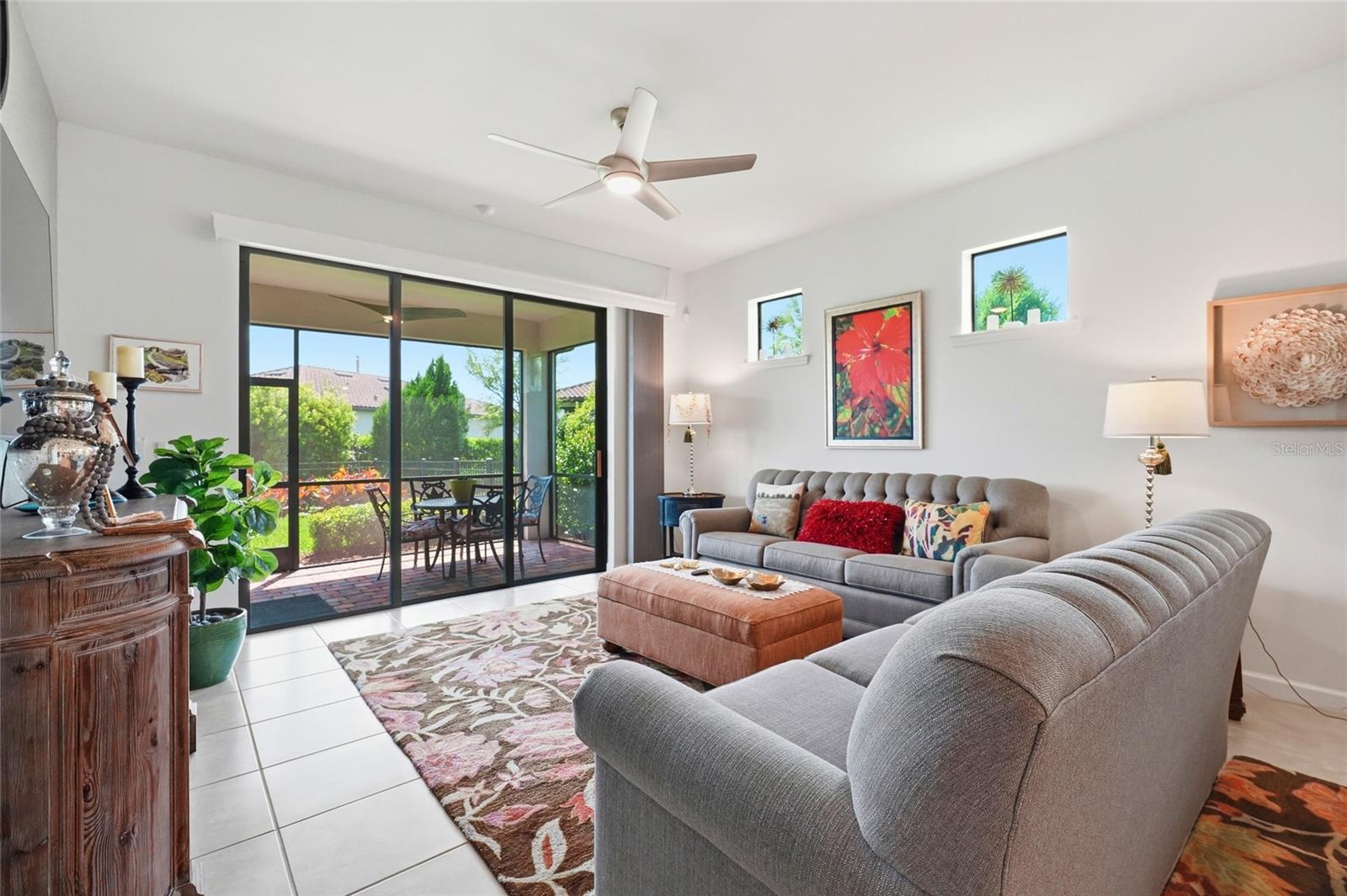 Image 12 of 40 For 7017 Hanover Court